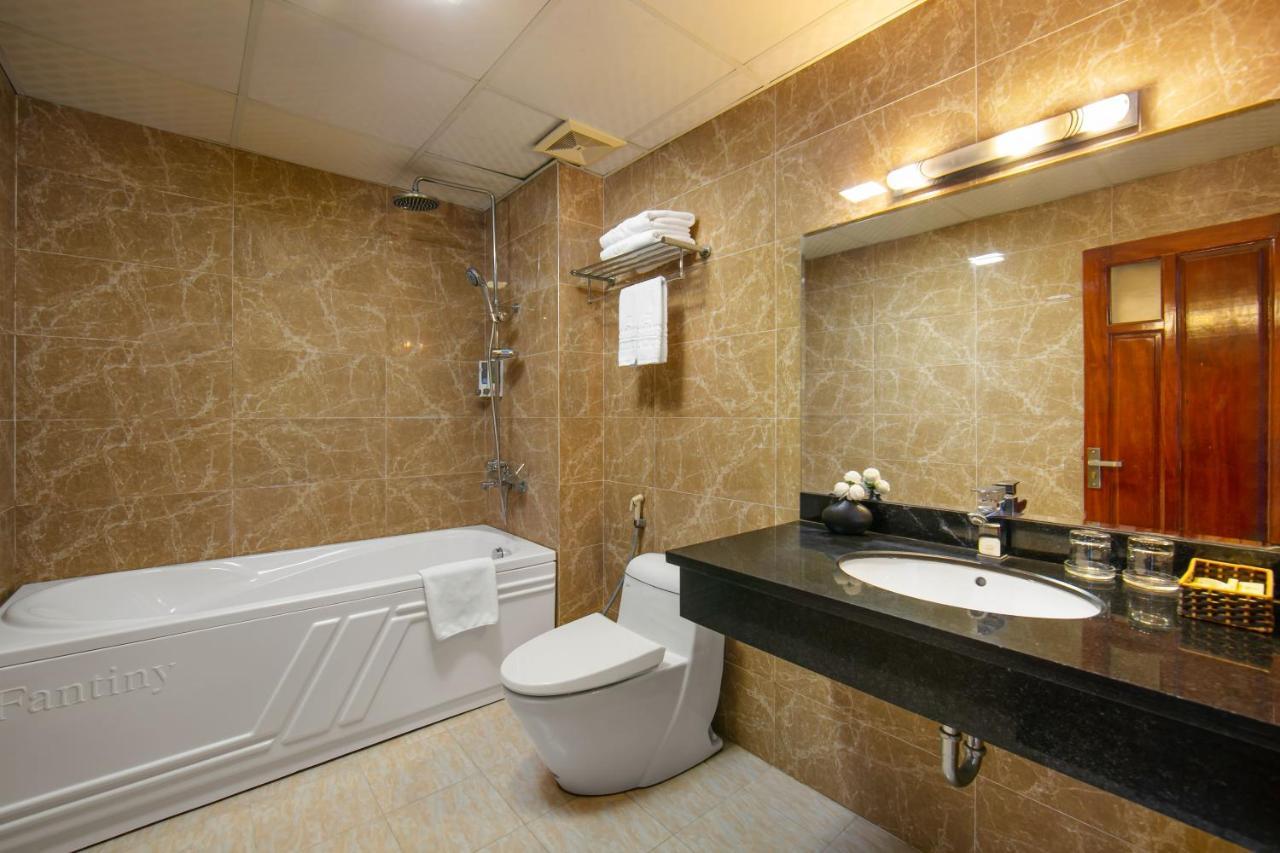 Bounty Hotel Hanoi Exteriör bild