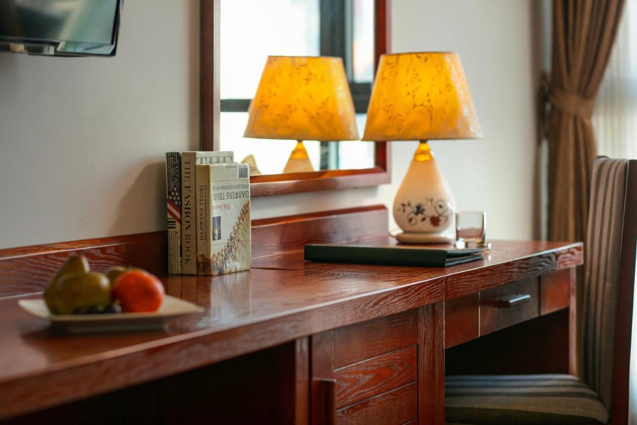 Bounty Hotel Hanoi Exteriör bild