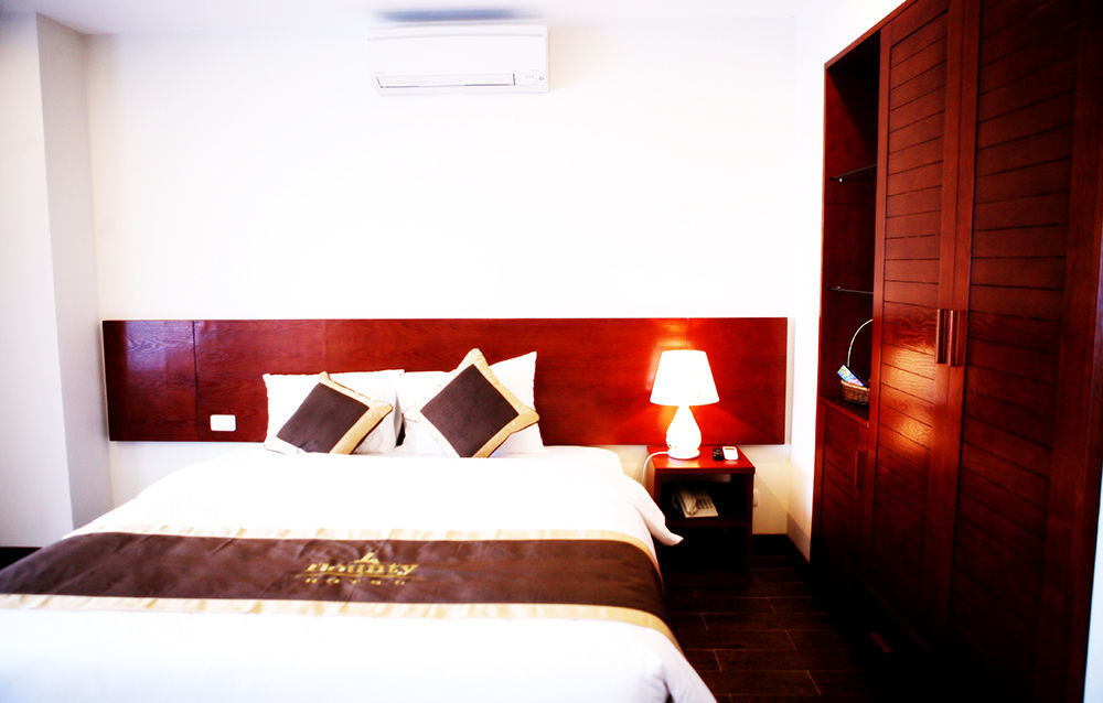 Bounty Hotel Hanoi Exteriör bild